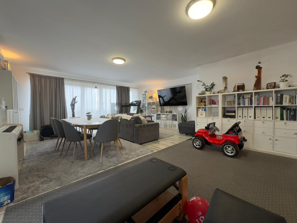 Penthouse de vânzare 4 camere Kron Towers Noua
