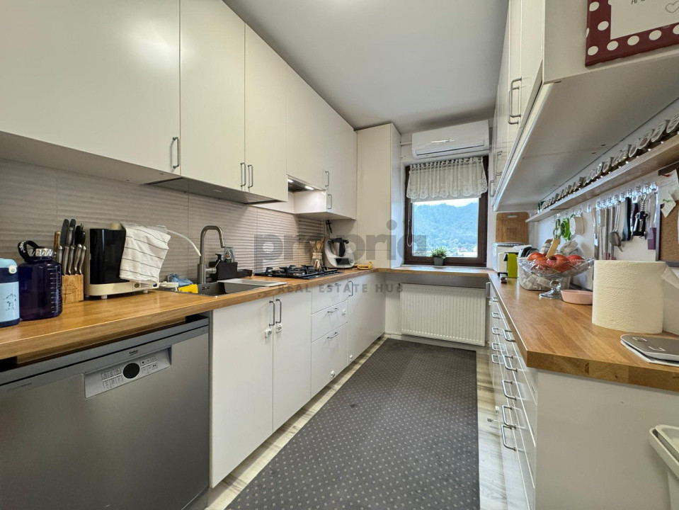 Penthouse de vânzare 4 camere Kron Towers Noua
