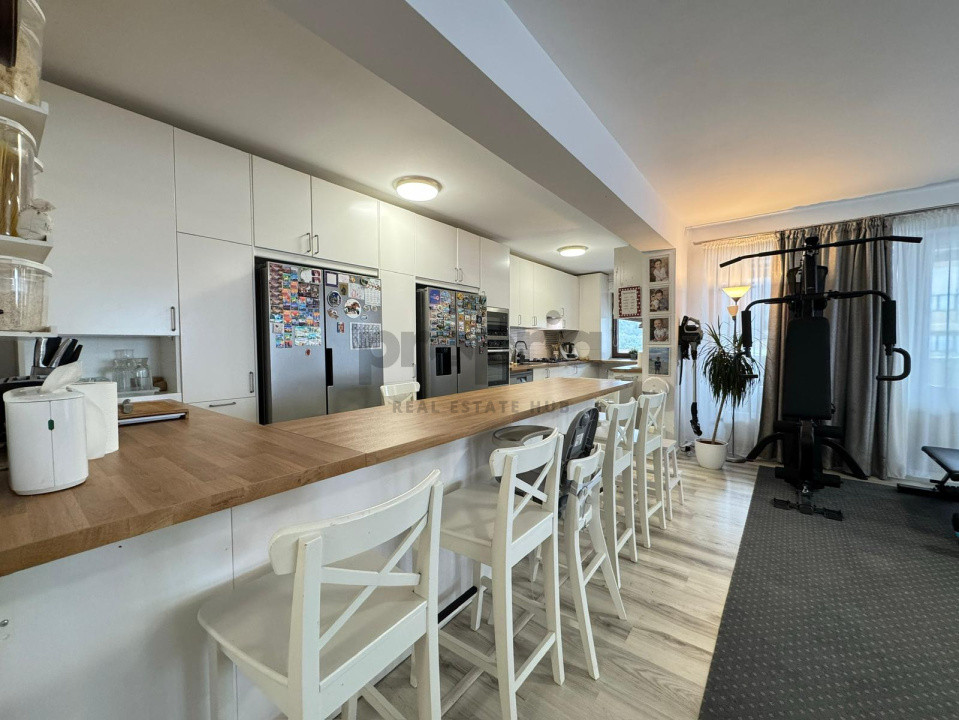 Penthouse de vânzare 4 camere Kron Towers Noua