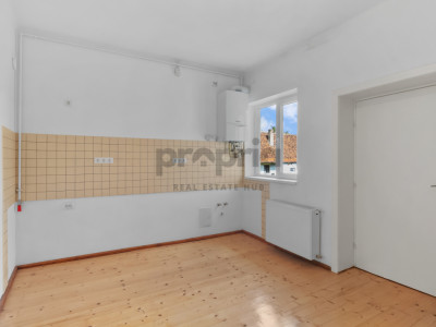 STUDIO LA CASĂ STR. REPUBLICIII SÂNPETRU + ANEXE | ZONA CENTRALĂ 