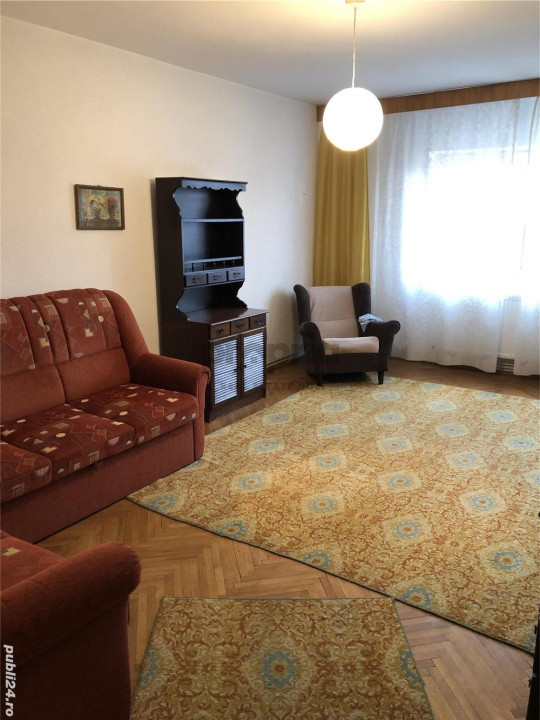 Apartament de închiriat – 3 camere | 2 băi | Bisericii Romane