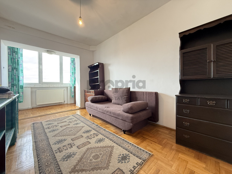 Apartament de închiriat – 3 camere | 2 băi | Bisericii Romane