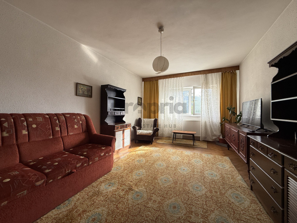 Apartament de închiriat – 3 camere | 2 băi | Bisericii Romane