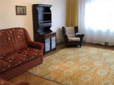 Apartament de închiriat – 3 camere | 2 băi | Bisericii Romane