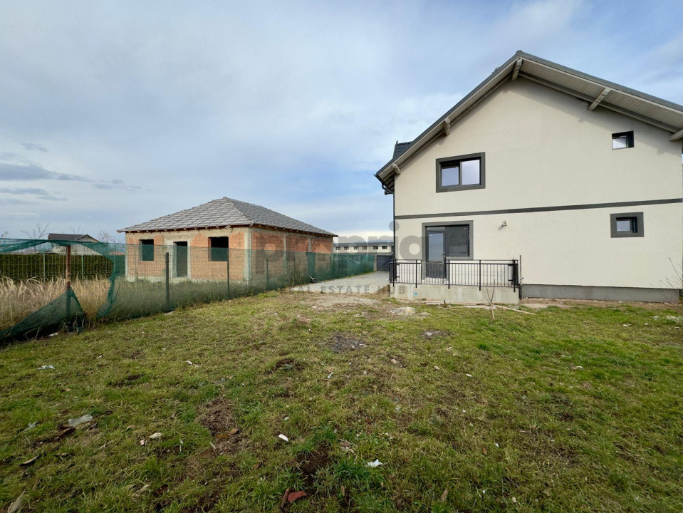 Casă nouă P+M de vânzare – Cartier Izvor, Brașov