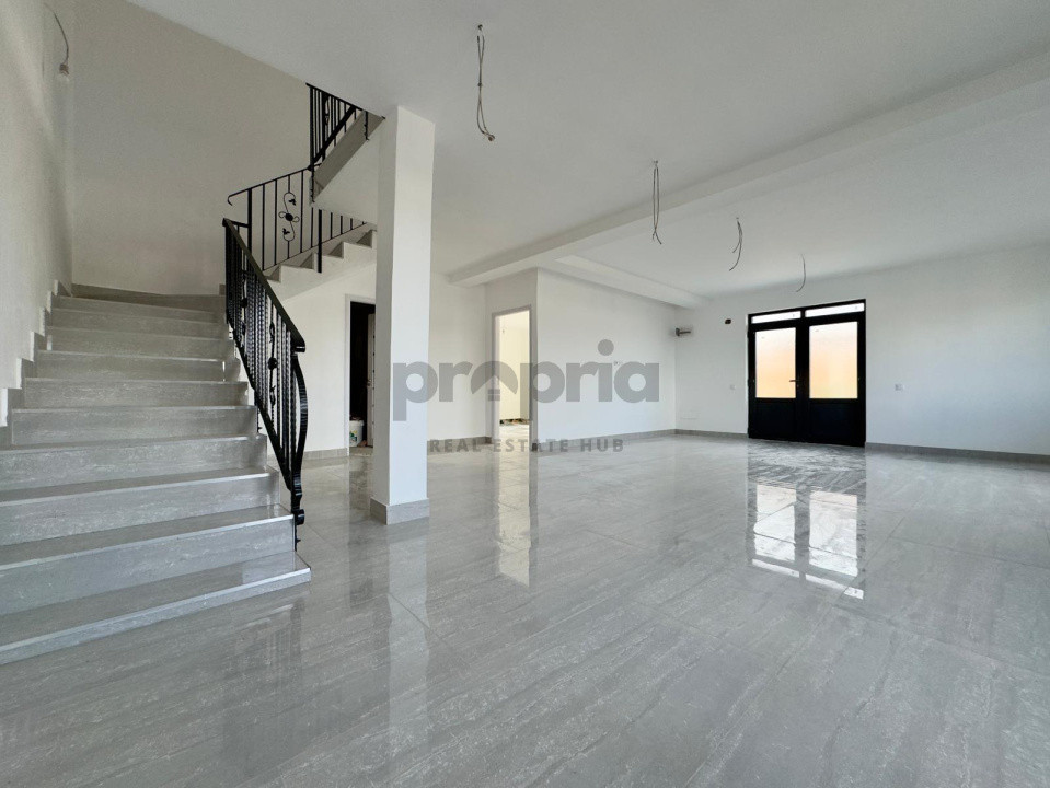 Casă nouă P+M de vânzare – Cartier Izvor, Brașov