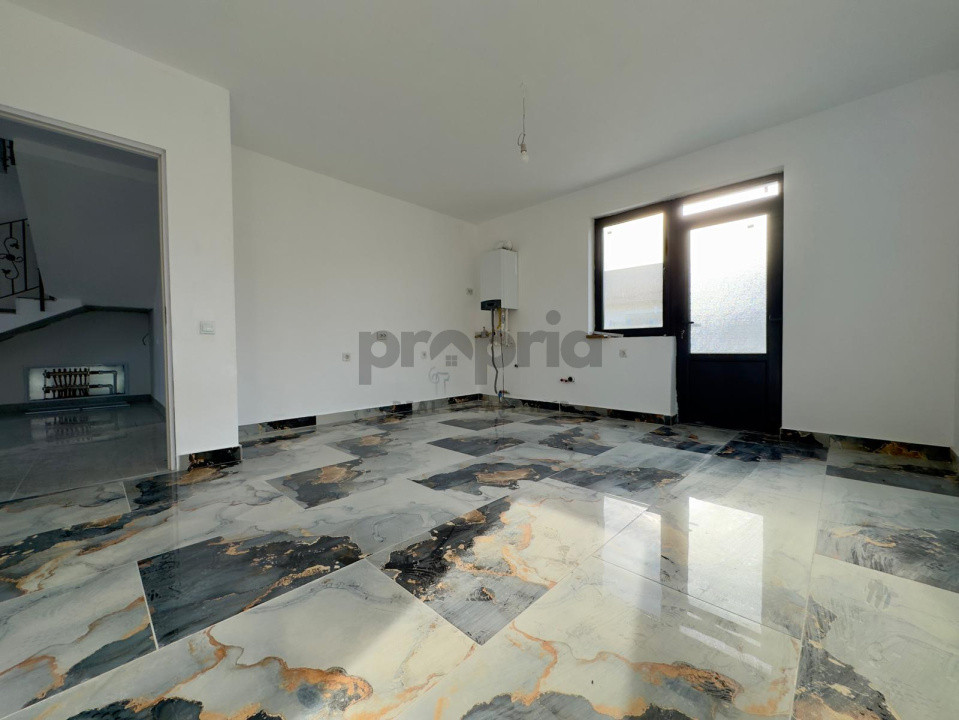 Casă nouă P+M de vânzare – Cartier Izvor, Brașov