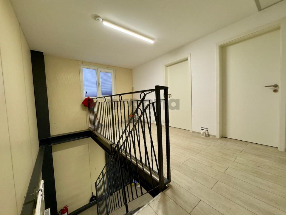 Hală industrială cu anexă birouri de închiriat – Fundătura Hărmanului