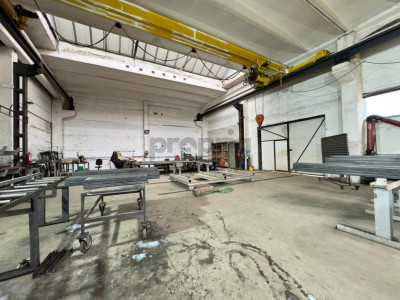 Hală industrială cu anexă birouri de închiriat – Fundătura Hărmanului