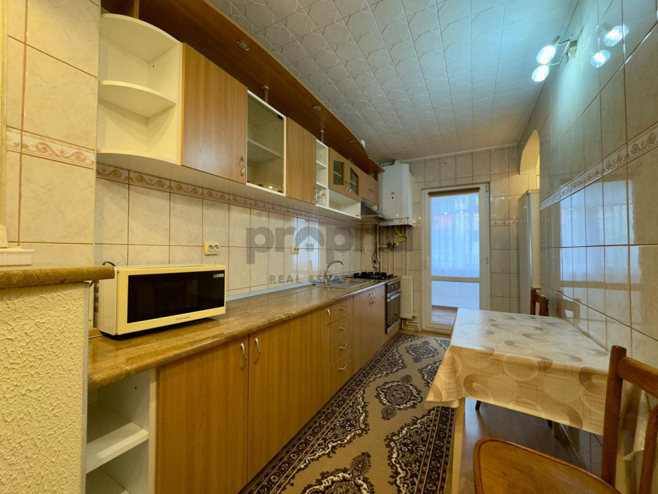 partament 3 camere de închiriat – Răcădău, Str. Aluniș, Brașov