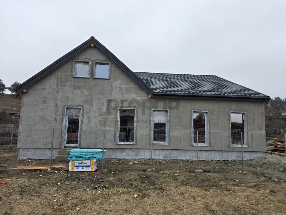 Casă cu teren generos, la marginea Rezervației Lempes