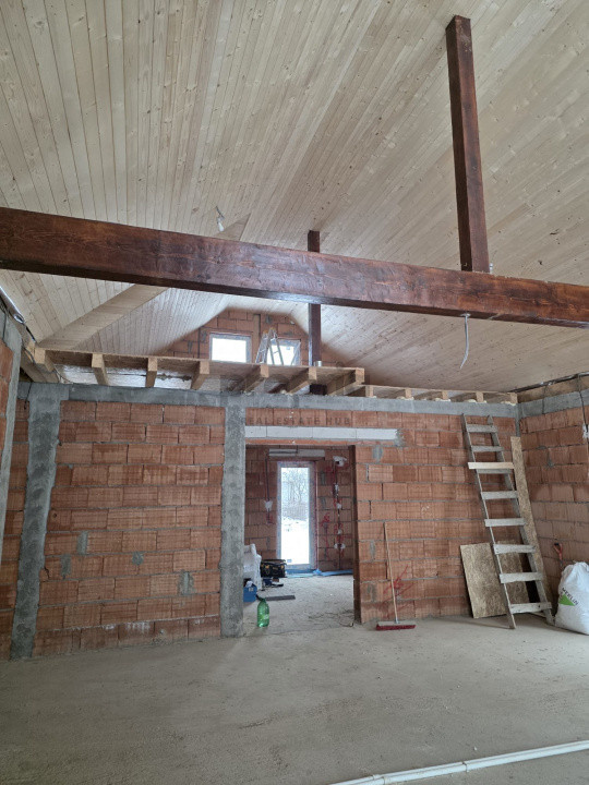 Casă cu teren generos, la marginea Rezervației Lempes