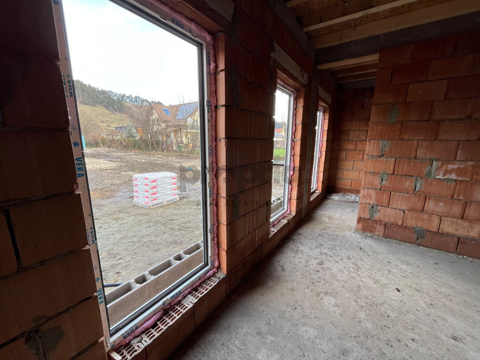 Casă cu teren generos, la marginea Rezervației Lempes