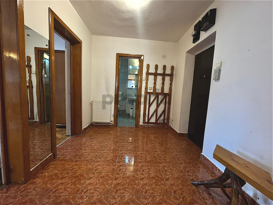 Apartament 2 camere decomandat lângă Opera Brașov • 2 balcoane • parcare & beci