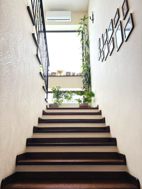 🏡 Casă spațioasă cu teren 1000 mp | acces dublu | Sânpetru