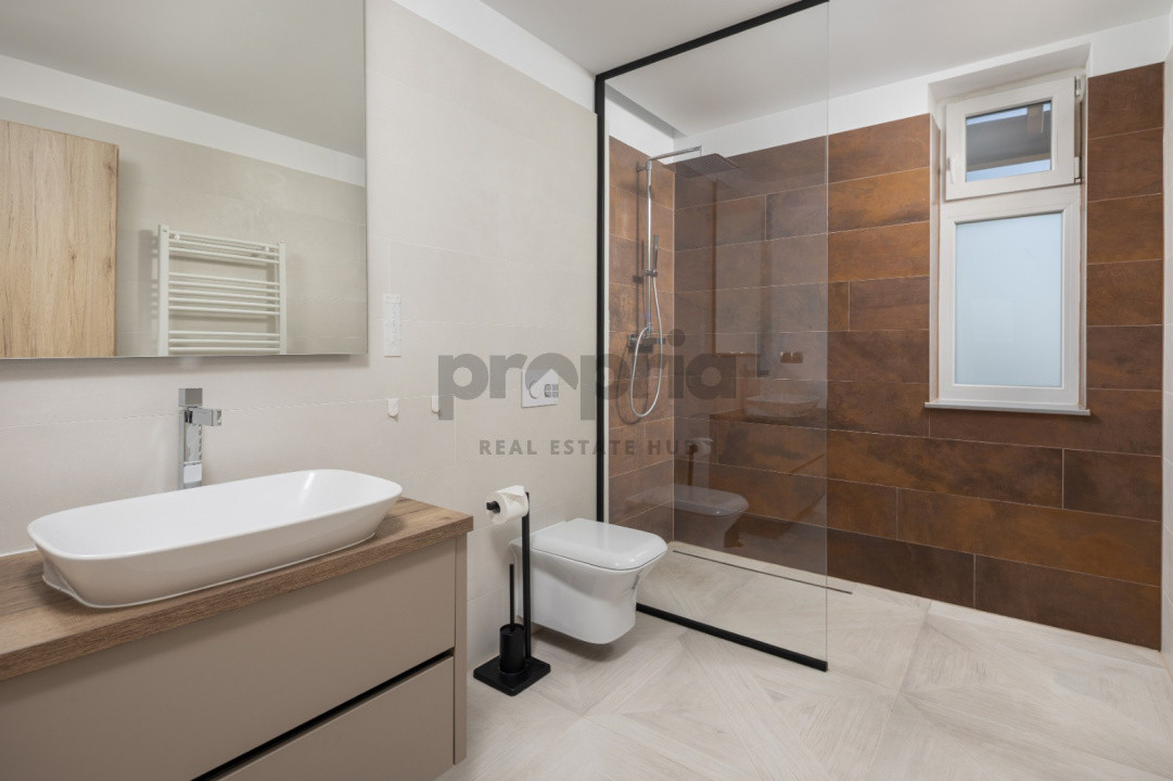 Penthouse lux Coresi – Pet Friendly, 4 camere