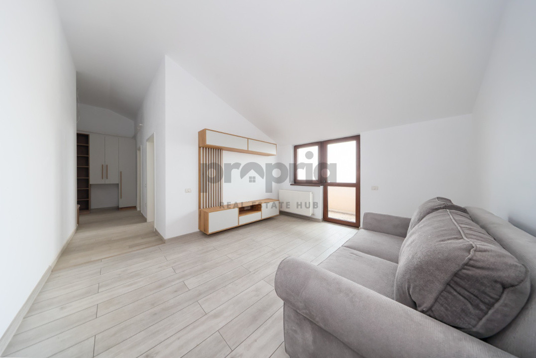 GARSONIERĂ ÎNALTĂ-INTRARE SÂNPETRU - LÂNGĂ STREET MALL + PARCARE