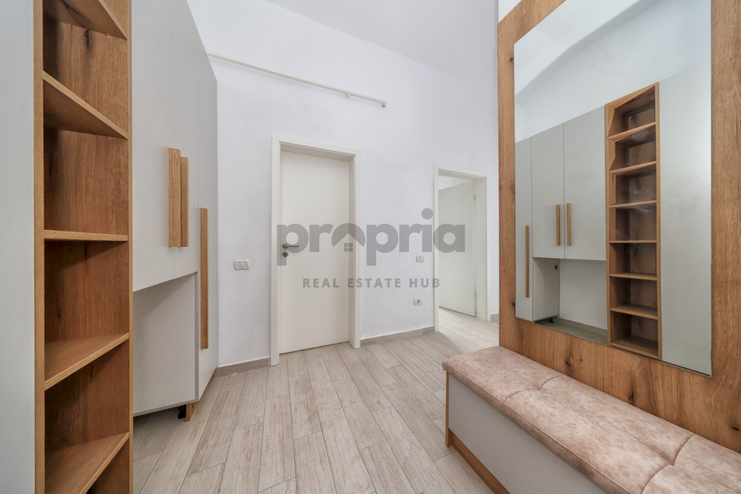 GARSONIERĂ NOUĂ-INTRARE SÂNPETRU - LÂNGĂ STREET MALL + PARCARE