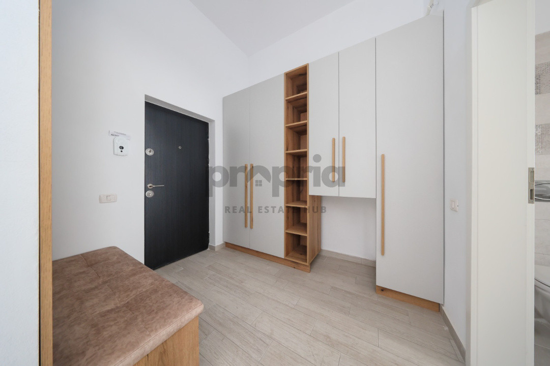 GARSONIERĂ NOUĂ-INTRARE SÂNPETRU - LÂNGĂ STREET MALL + PARCARE