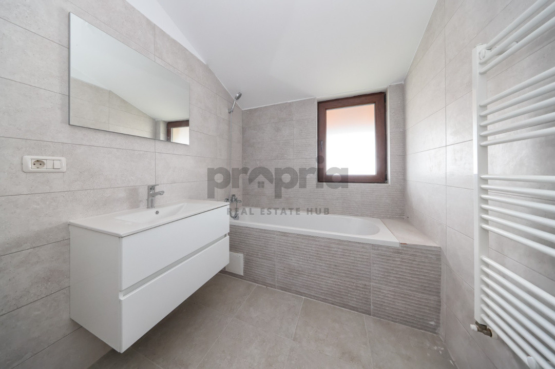 GARSONIERĂ NOUĂ-INTRARE SÂNPETRU - LÂNGĂ STREET MALL + PARCARE