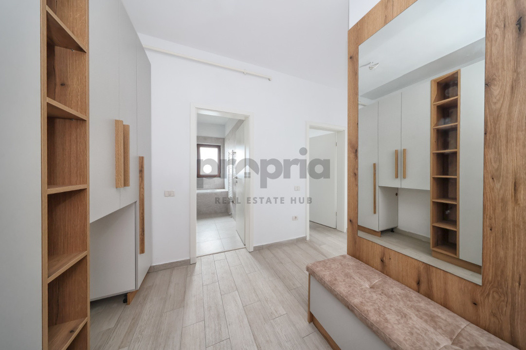 GARSONIERĂ NOUĂ - INTRARE SÂNPETRU - LÂNGĂ STREET MALL + PARCARE