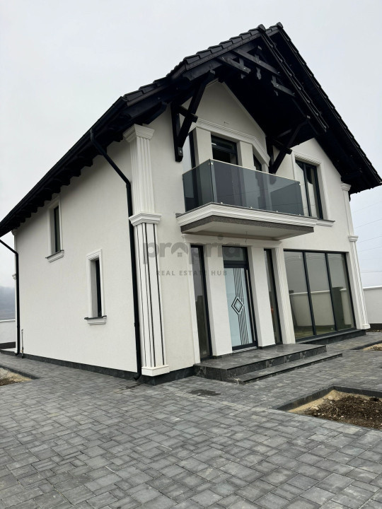 DEZVOLTATOR-ULTIMA Casa 4 camere, 500 mp curte 