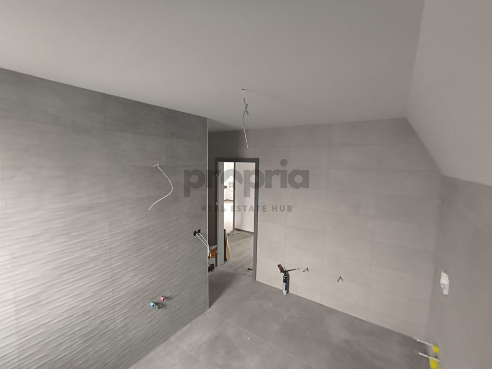 DEZVOLTATOR-ULTIMA Casa 4 camere, 500 mp curte 