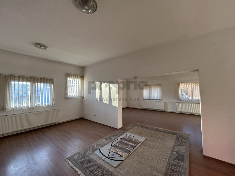 IMOBIL CU MULTIPLE DESTINAȚII - PRETABIL INVESTIȚIE - ORAȘ RUPEA