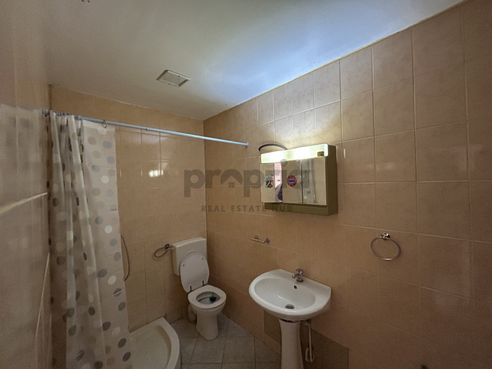 IMOBIL CU MULTIPLE DESTINAȚII - PRETABIL INVESTIȚIE - ORAȘ RUPEA