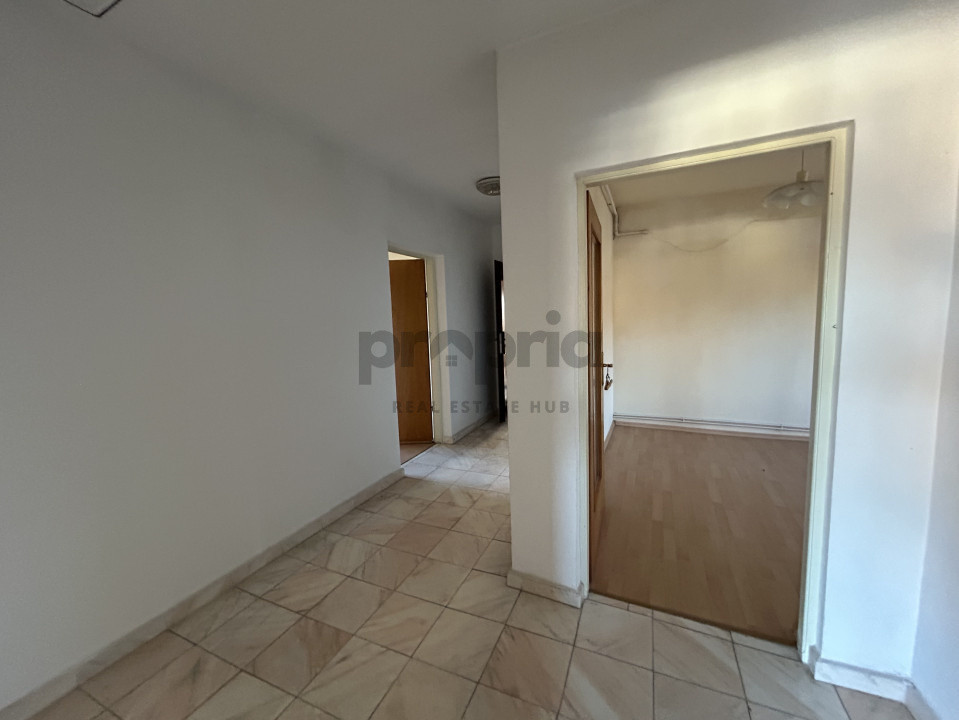 IMOBIL CU MULTIPLE DESTINAȚII - PRETABIL INVESTIȚIE - ORAȘ RUPEA