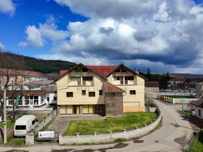 IMOBIL CU MULTIPLE DESTINAȚII - PRETABIL INVESTIȚIE - ORAȘ RUPEA - 0% COMISION