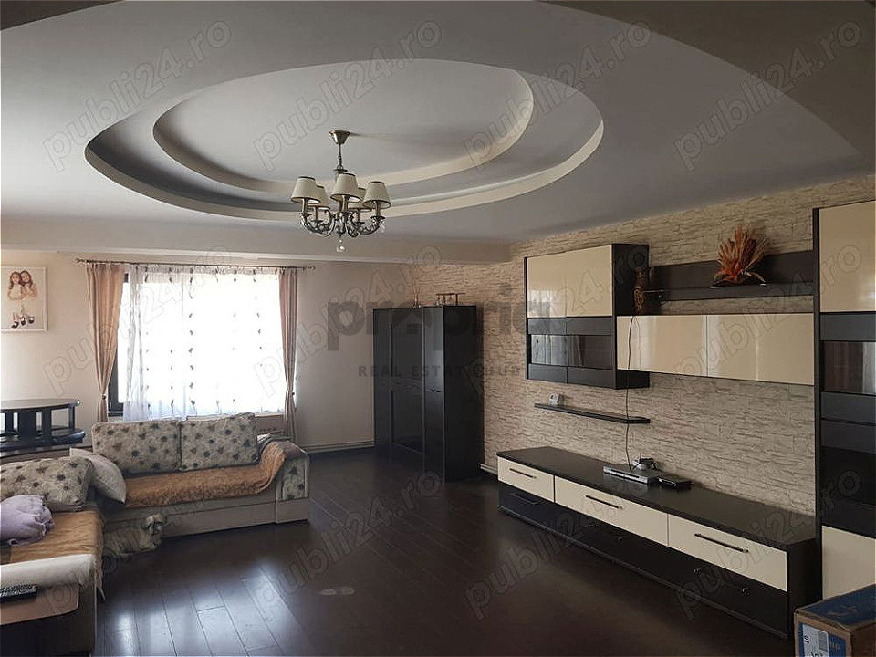 Vilă de lux de vânzare – Cartier Rezidențial Primăverii, Sânpetru