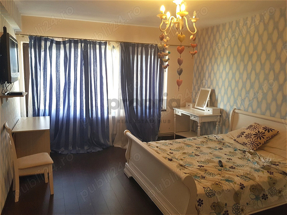 Vilă de lux de vânzare – Cartier Rezidențial Primăverii, Sânpetru