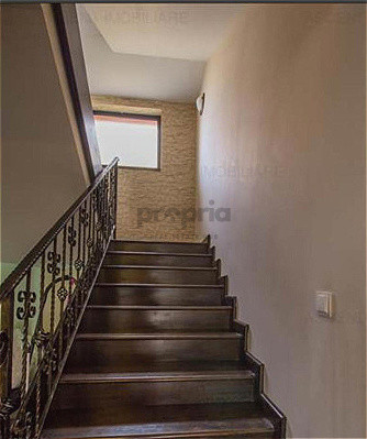 Vilă de lux de vânzare – Cartier Rezidențial Primăverii, Sânpetru