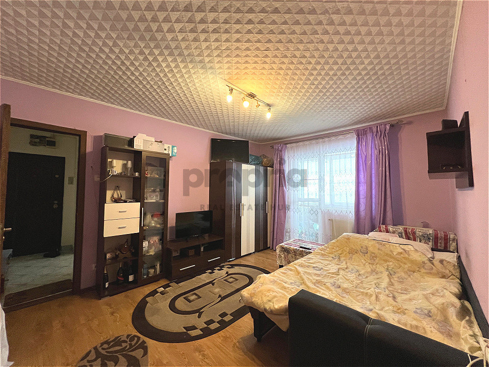 Apartament 2 camere semidecomandat – Bartolomeu, Str. Grigore Ureche