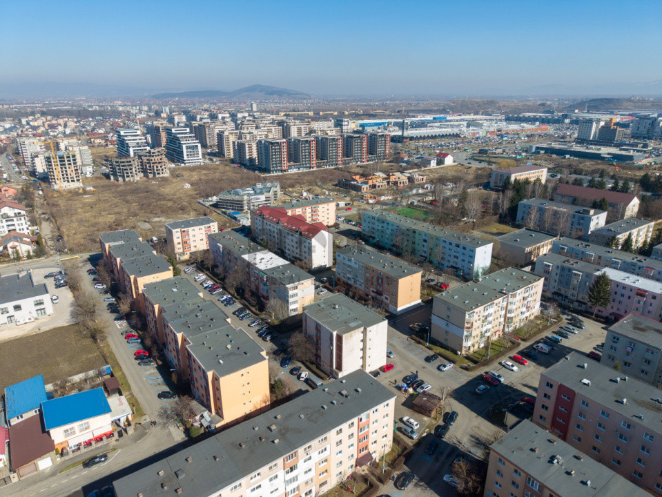 APARTAMENT 2 CAMERE TRACTORUL 