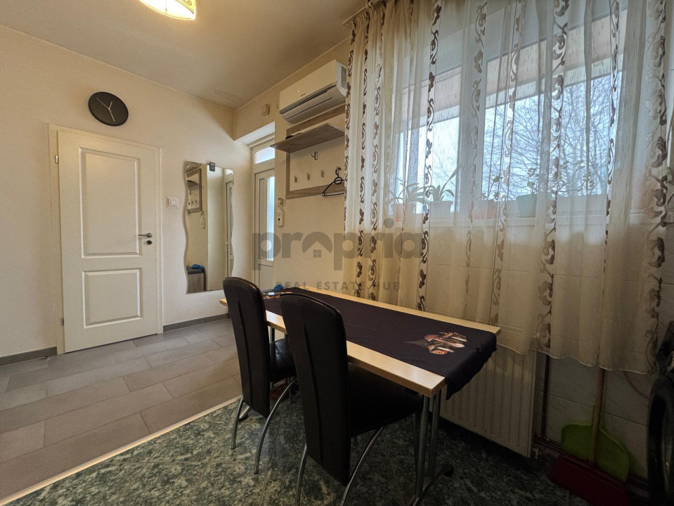 Apartament 2 camere decomandat de vânzare – Str. 9 Mai, Brașov