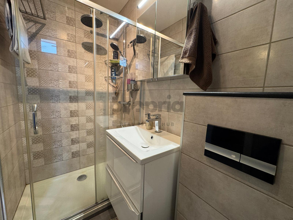 Apartament 2 camere decomandat de vânzare – Str. 9 Mai, Brașov