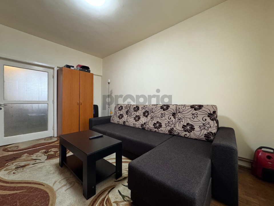 Apartament 2 camere decomandat de vânzare – Str. 9 Mai, Brașov