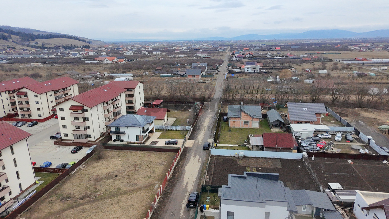 TEREN LÂNGĂ SÂNPETRU RESIDENCE - IDEAL PENTRU CASĂ