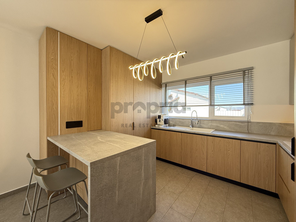 CASĂ PREMIUM CĂRĂMIDĂ + IZOLAȚIE VATĂ BAZALTICĂ - TEREN 668 MP