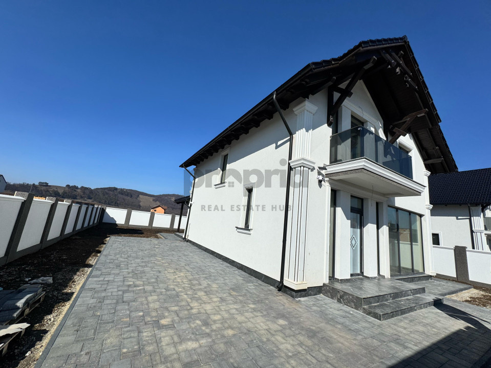 Casa 4 camere, 500 mp curte 
