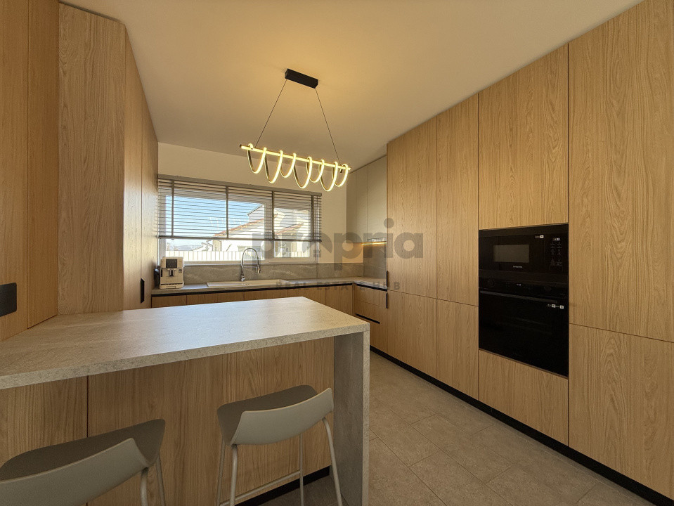 CASĂ PREMIUM CĂRĂMIDĂ + IZOLAȚIE VATĂ BAZALTICĂ - TEREN 668 MP