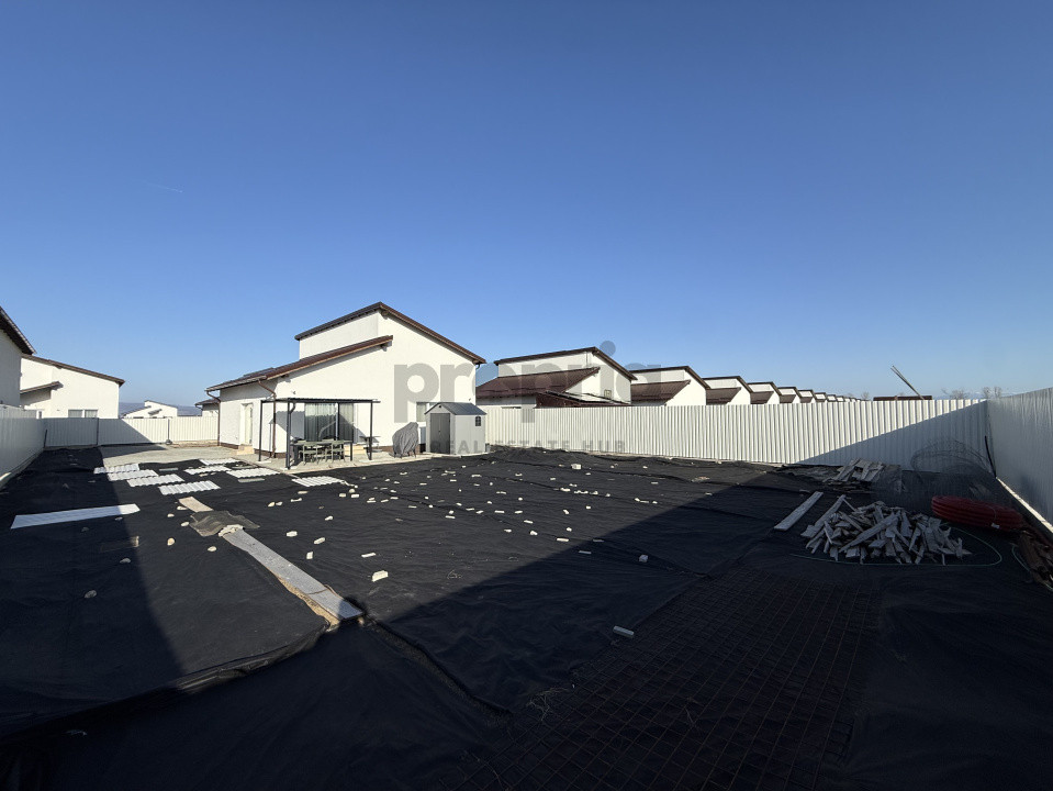 CASĂ PREMIUM CĂRĂMIDĂ + IZOLAȚIE VATĂ BAZALTICĂ - TEREN 668 MP