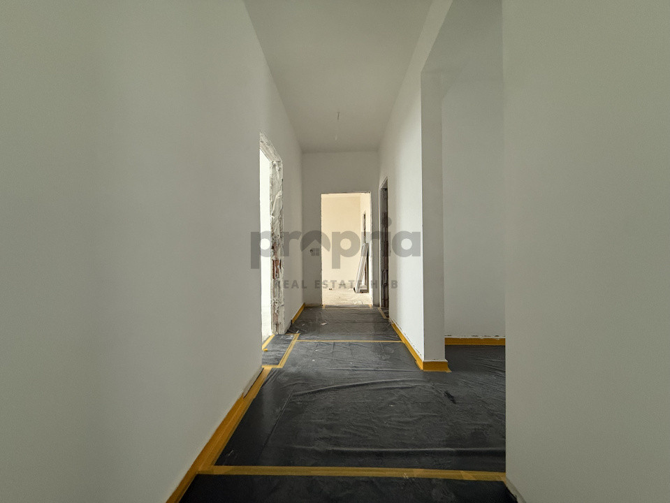 84 MP UTILI  Apartament 3 camere NR.34 + PARCARE INCLUSĂ 