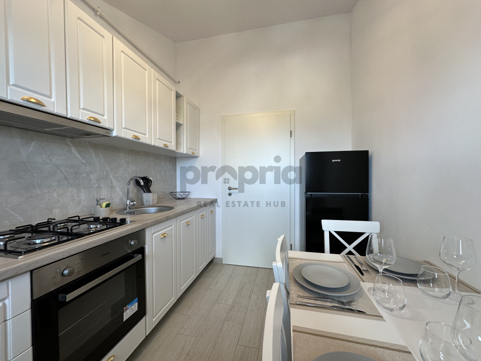 GARSONIERĂ LÂNGĂ VIITORUL STREET MALL INTRARE SÂNPETRU