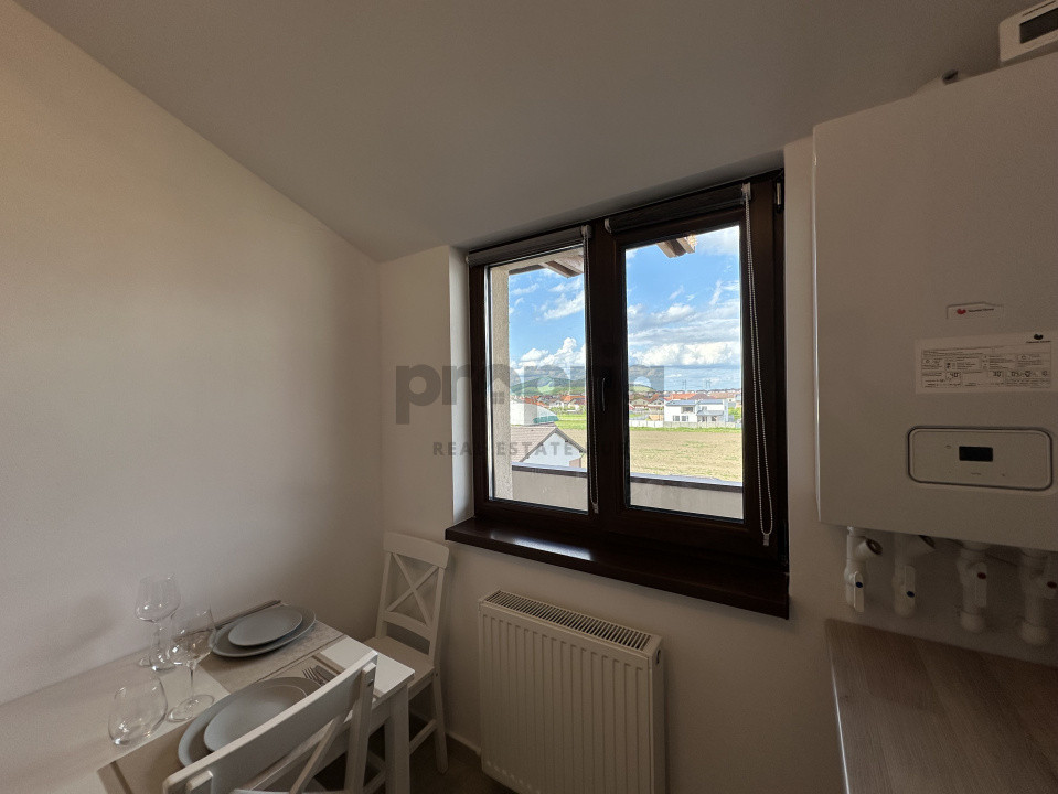 GARSONIERĂ LÂNGĂ VIITORUL STREET MALL INTRARE SÂNPETRU