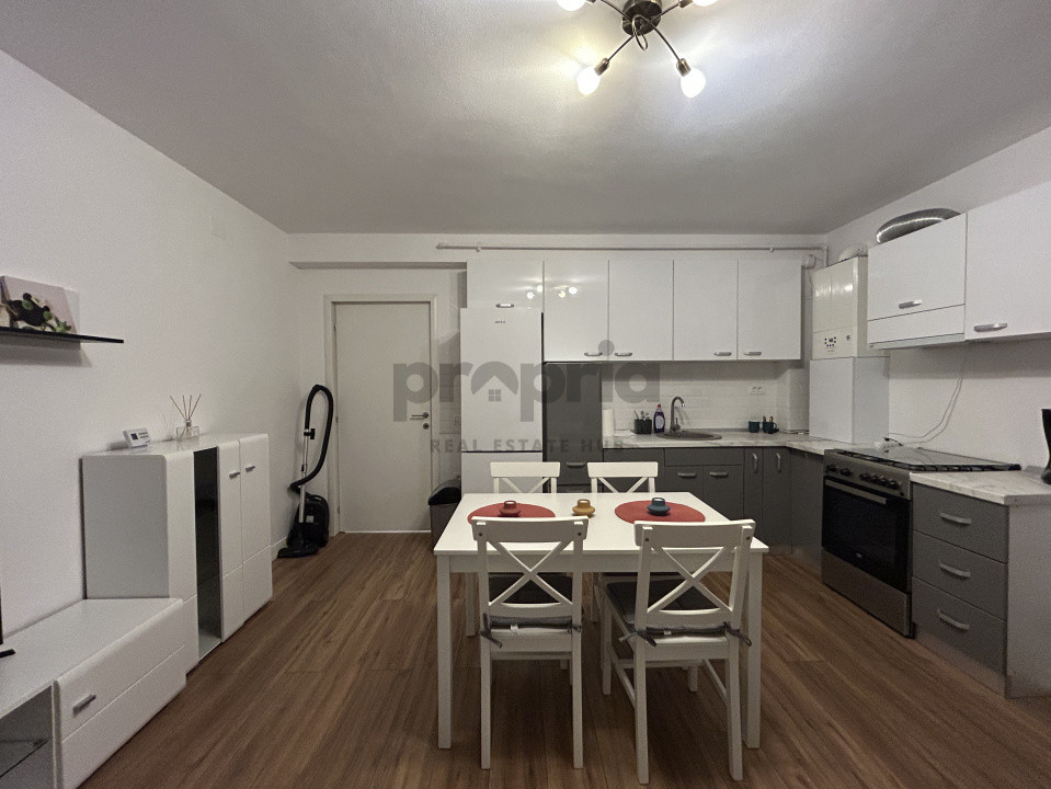 APARTAMENT 3 CAMERE OPEN SPACE