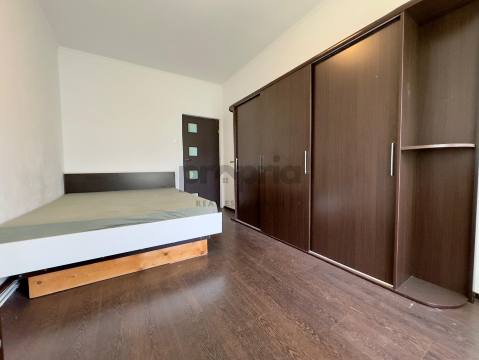 Apartament 2 camere de vânzare – Brașov, Centru Civic, Str. 9 Mai