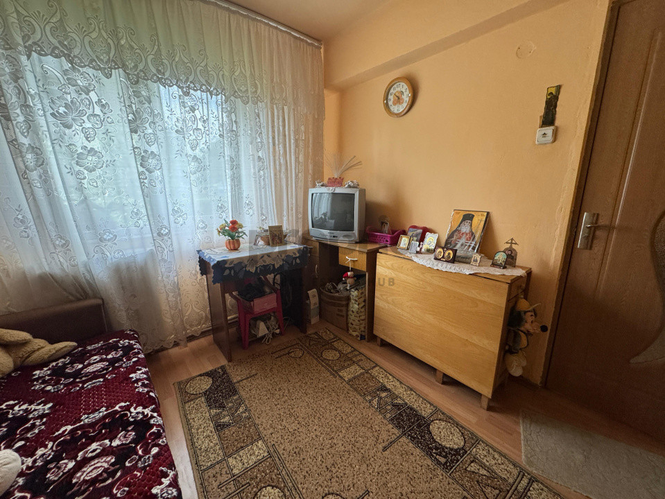 Apartament 2 camere de vânzare – Brașov, Cartierul Florilor